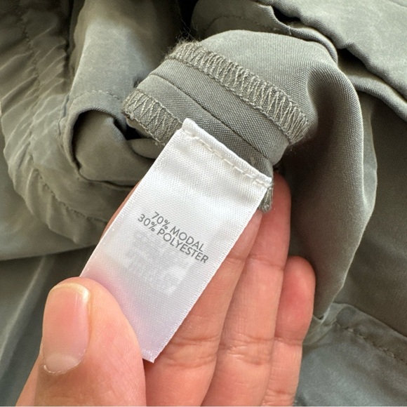 J. Jill Caraway Wide Leg Cropped Pants Size Small Modal Poly Blend Side Zip NWT - Picture 7 of 10